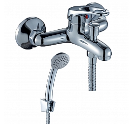 Смеситель для ванны Rossinka B35-31
